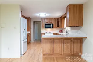 45 Mountain View Ave, Black Mountain, NC 28711 - Photo 18
