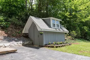 45 Mountain View Ave, Black Mountain, NC 28711 - Photo 48