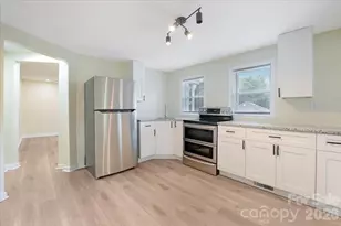 304 S Derby Ave, Newton, NC 28658 - Photo 14