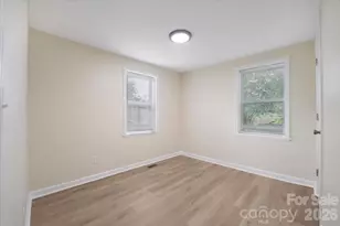 304 S Derby Ave, Newton, NC 28658 - Photo 22