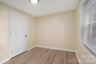 304 S Derby Avenue, Newton, NC 28658 - Photo 26