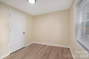 304 S Derby Ave, Newton, NC 28658 - Photo 26