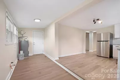 304 S Derby Avenue, Newton, NC 28658 - Photo 18