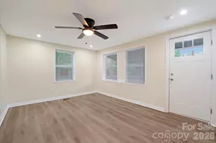 304 S Derby Ave, Newton, NC 28658 - Photo 12