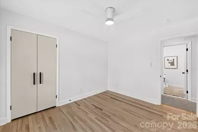 1924 Bentley Place, Charlotte, NC 28205 - Photo 24