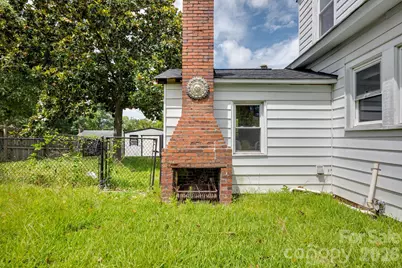315 W Blakeney Street, Pageland, SC 29728 - Photo 24