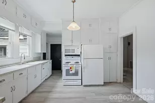 315 W Blakeney St, Pageland, SC 29728 - Photo 8