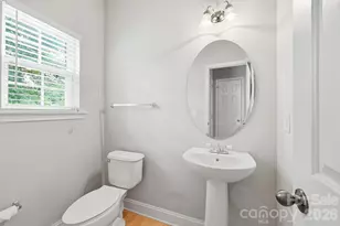 6207 Blue Ash Ln, Charlotte, NC 28215 - Photo 26