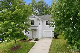 6207 Blue Ash Ln, Charlotte, NC 28215 - Photo 2