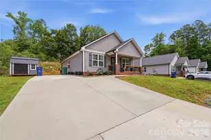726 Parker St, Albemarle, NC 28001 - Photo 4