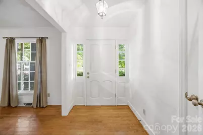 8801 Holiday Drive, Charlotte, NC 28215 - Photo 4