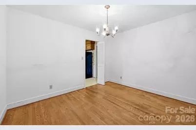 8801 Holiday Drive, Charlotte, NC 28215 - Photo 8