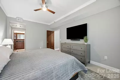 300 W 5th Street #105, Charlotte, NC 28202 - Photo 22