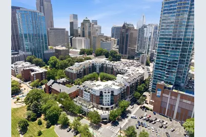 300 W 5th Street #105, Charlotte, NC 28202 - Photo 4