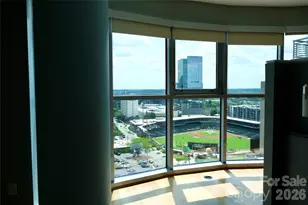 333 W Trade St, Charlotte, NC 28202 - Photo 10