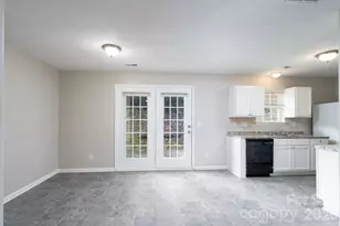 8016 Bronze Pike Dr, Charlotte, NC 28273 - Photo 10