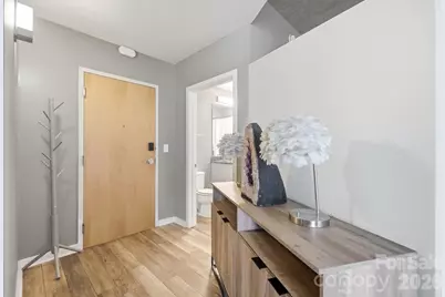210 N Church Street #1803, Charlotte, NC 28202 - Photo 8