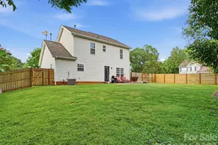 7313 Mapleridge Dr, Charlotte, NC 28210 - Photo 32
