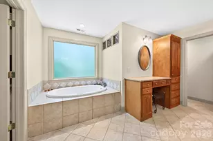 25 Whitaker View Rd, Fairview, NC 28730 - Photo 24