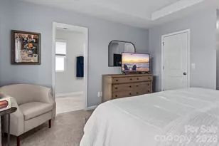 8122 Downy Oak Ln, Charlotte, NC 28269 - Photo 12