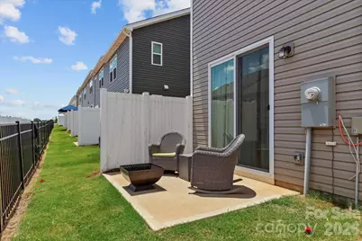 8122 Downy Oak Lane, Charlotte, NC 28269 - Photo 22