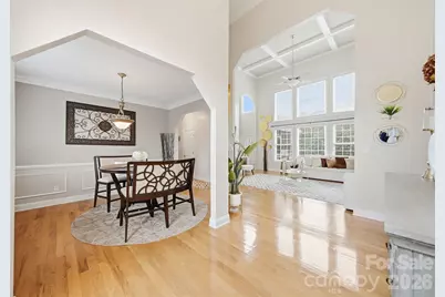 1710 30th Avenue Drive NE, Hickory, NC 28601 - Photo 4