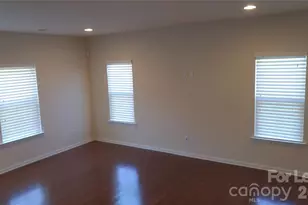2504 Alyssa Ln, Charlotte, NC 28208 - Photo 6