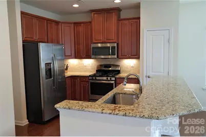 2504 Alyssa Lane, Charlotte, NC 28208 - Photo 2