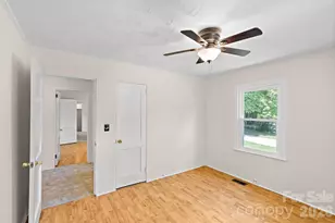 803 N Weldon St, Gastonia, NC 28052 - Photo 12