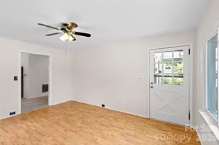 803 N Weldon St, Gastonia, NC 28052 - Photo 6