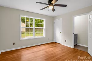 30 Lake Forest Ln, Hendersonville, NC 28739 - Photo 18