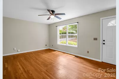 30 Lake Forest Lane, Hendersonville, NC 28739 - Photo 10