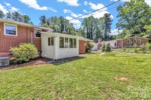 907 W Blue Ridge Rd, East Flat Rock, NC 28726 - Photo 44
