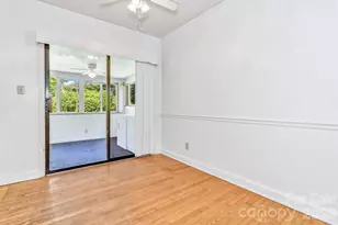 907 W Blue Ridge Rd, East Flat Rock, NC 28726 - Photo 22