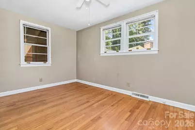907 W Blue Ridge Road, East Flat Rock, NC 28726 - Photo 28