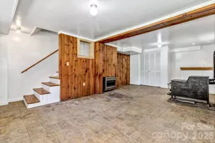 907 W Blue Ridge Rd, East Flat Rock, NC 28726 - Photo 40