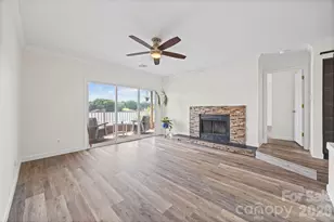 7332 Lake Front Dr, Charlotte, NC 28278 - Photo 14