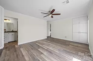 7332 Lake Front Dr, Charlotte, NC 28278 - Photo 22