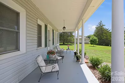 144 E Park Road, Ellenboro, NC 28040 - Photo 2