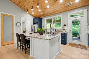 1241 Hayes Rd, Columbus, NC 28722 - Photo 10