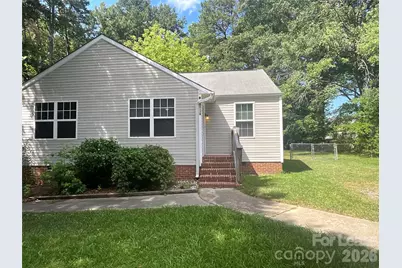 6013 Carver Boulevard #B, Charlotte, NC 28269 - Photo 1