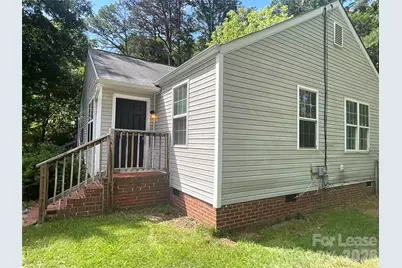 6013 Carver Boulevard #B, Charlotte, NC 28269 - Photo 2