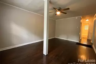 6013 Carver Blvd, Charlotte, NC 28269 - Photo 4