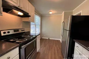 6013 Carver Blvd, Charlotte, NC 28269 - Photo 12