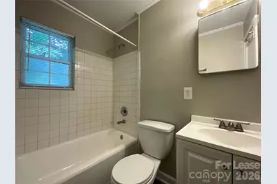 6013 Carver Boulevard #B, Charlotte, NC 28269 - Photo 10