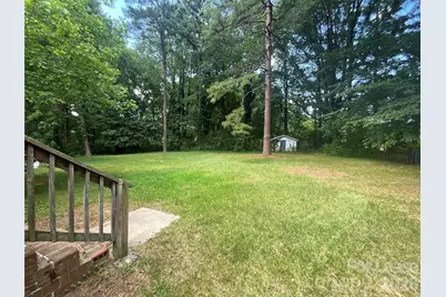 6013 Carver Boulevard #B, Charlotte, NC 28269 - Photo 14