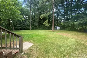 6013 Carver Blvd, Charlotte, NC 28269 - Photo 14