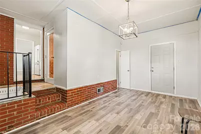 2000 Russell Avenue, Charlotte, NC 28216 - Photo 8