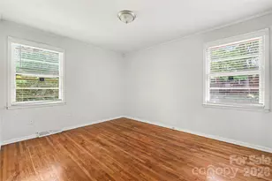 2000 Russell Ave, Charlotte, NC 28216 - Photo 16