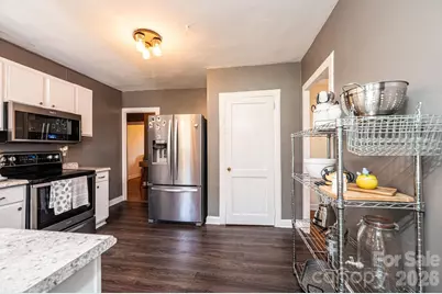 1240 12th Street Place NW, Hickory, NC 28601 - Photo 12